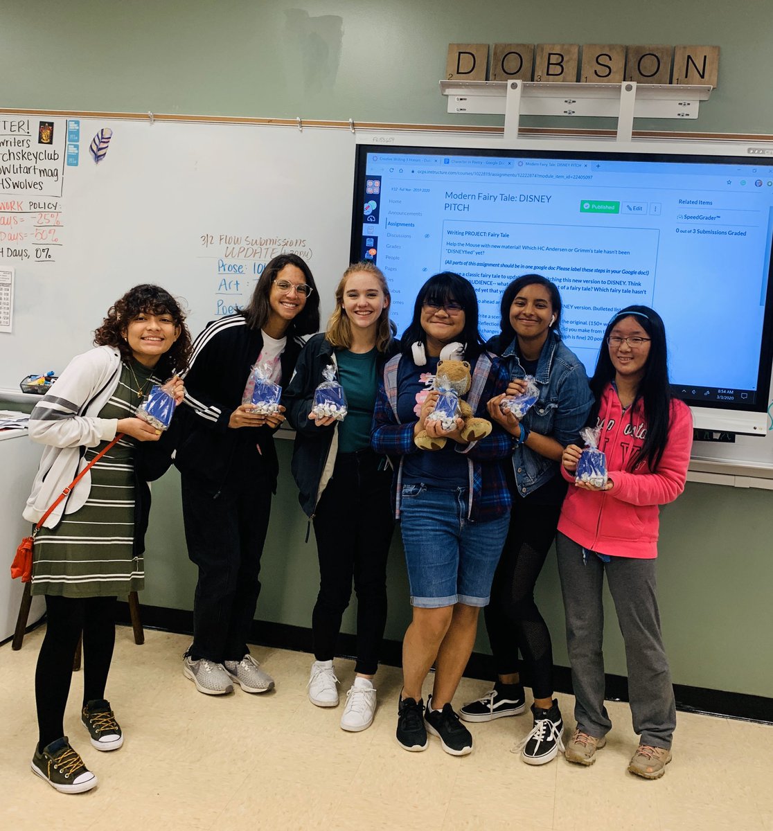 TCwriters's tweet photo. Creative Writing 3 Honors students holding prizes from the Literacy Week scavenger hunt on @GooseChase hosted by @ReadTweetLove. Thank you!!! 👏 https://t.co/2nDGUEaxc3