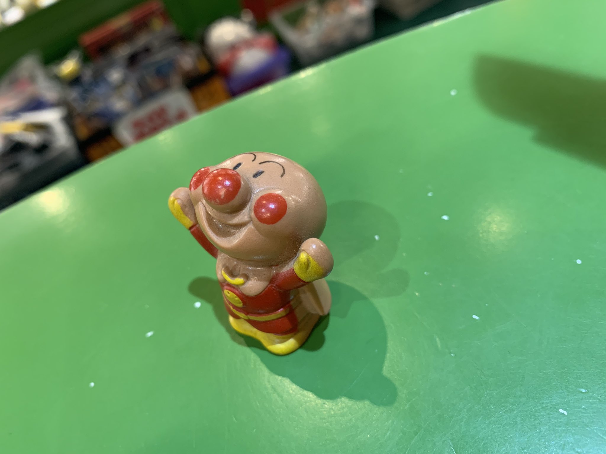 宮越館長 コンプｒｅｘ編集部 アンパンマン 指人形だぞい アンパンマンの表塗りとバイキンufo のクリア別パーツがイカすね アン飛行ポーズの勇敢さに バイキンマンのつぶらな瞳も可愛い ね アンパンマン T Co 1ggexvdsuu Twitter