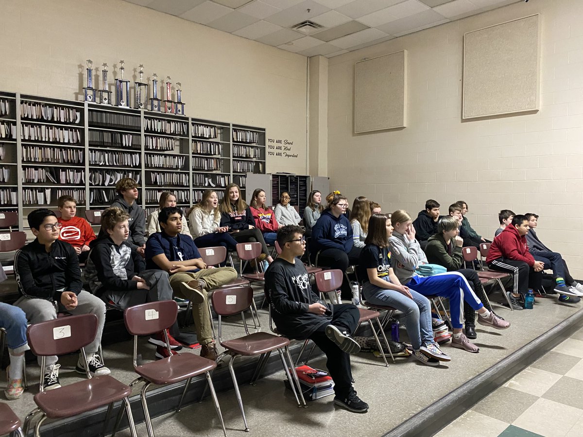 ProfKyleMack's tweet image. #Nagelbethechange This #AFT is enjoying an opera.