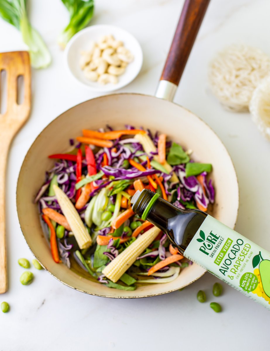 PureSouthPress's tweet photo. Our #Avocado &amp; Rapeseed Cold-Pressed Oil Blend has 40% less saturated fat than regular olive oil and it's ideal for cooking in high heat temperatures.

Available exclusively at @Tesco Extra stores across the UK and online at https://t.co/IZ7vg7xIrG https://t.co/jz5euUg27t