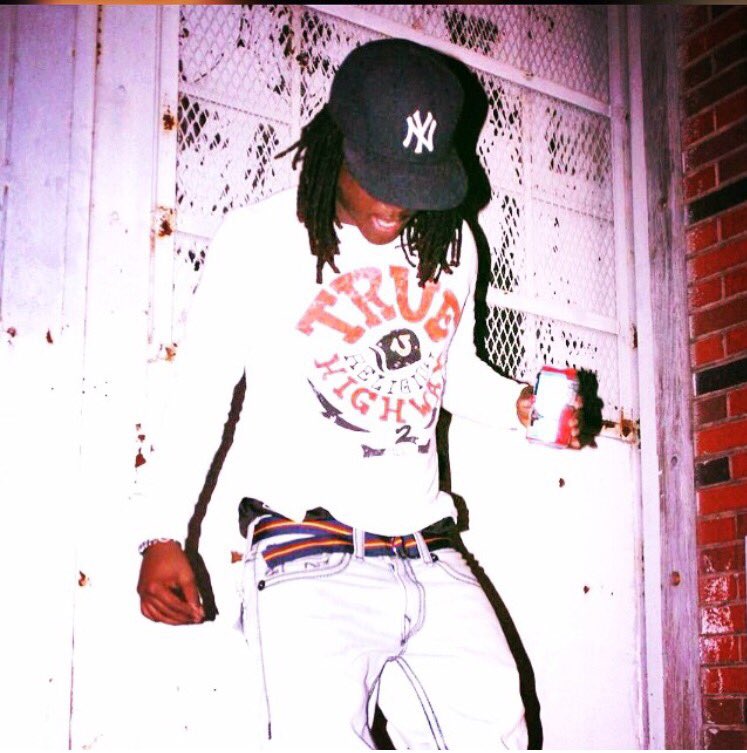 CamoFlushh's tweet photo. Happy gday to a goat . We still miss ya down here bra ! #bamville one love. My brother ππͺπΎπ€πΎπ― https://t.co/sQ0FjMcmVr
