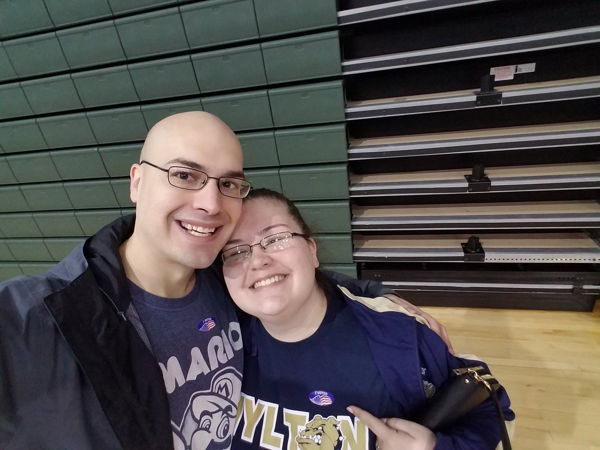 TeamTerenchin's tweet image. The Terenchins voted this morning! Hope all my students who are eligible get a chance to vote! Civic participation! Democratic Primary 2020! #SuperTuesday #supertuesday2020  #apcogo