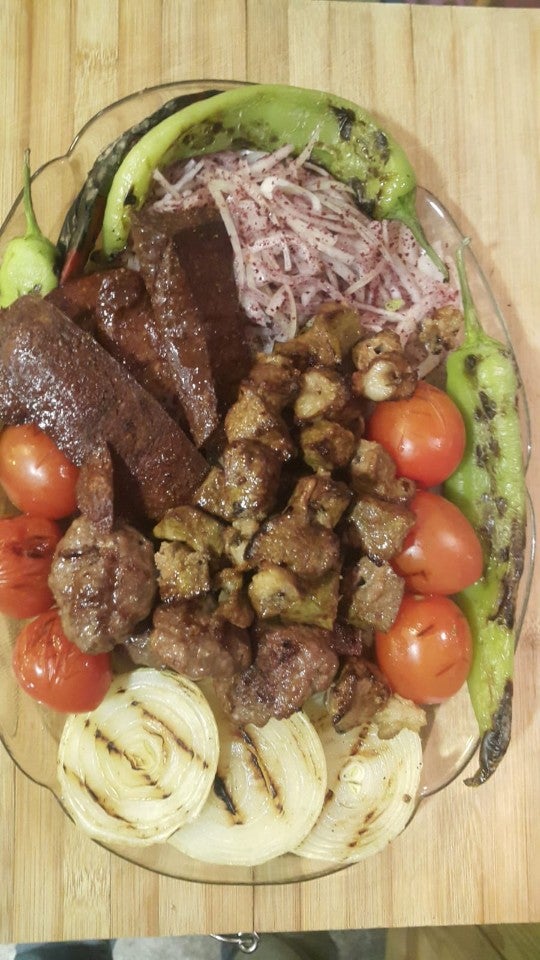 esacola's tweet photo. "Çiğer şiş harika" #FoursquareFind @ Kaan's Et https://t.co/rI0OIEtRKC https://t.co/1TQi2oJKMe