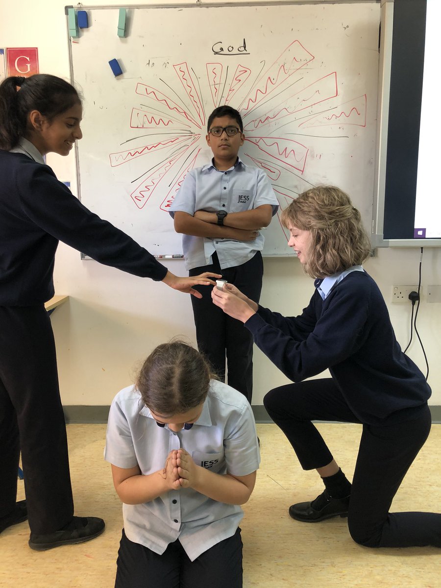 JESSEnglishDept's tweet photo. Hereโs @JESSYear8 working on tableaux for Act 3 Scene 3 of #Othello - can you guess which lines theyโre depicting? #JESSCriticalThinking #Shakespeare #JESSShakespeareProject https://t.co/X81ElmRWGG