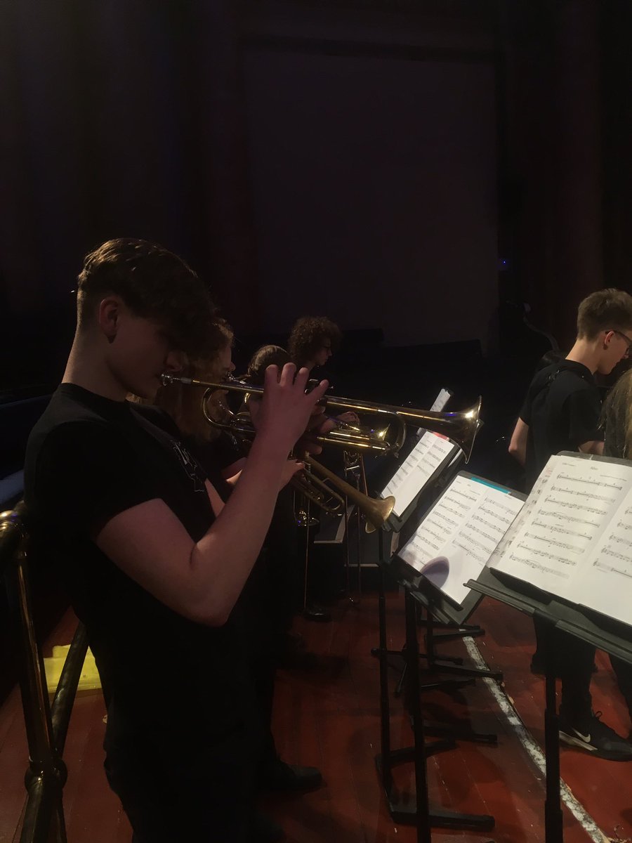 LYJRO's tweet photo. fantastic concert today!! #lyjro #leeds https://t.co/NogcbdAulP