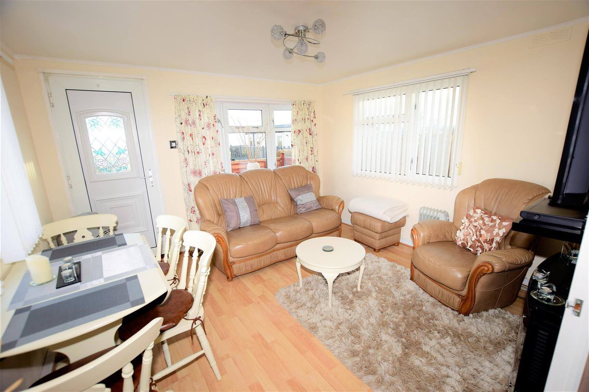 Nina Estate Agents tweet media