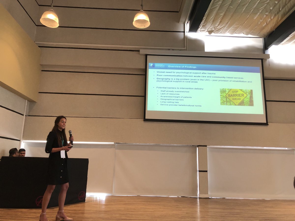 IPFdoc's tweet photo. @jade_kettlewell describing how experience in brain injury can help improve outcomes in #IPF! #CrossDisciplinary #TeamScience #INKLUDEstudy 👊 https://t.co/I9DO3oB4eC