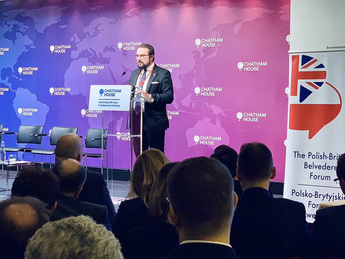 AgataLupomeska's tweet photo. Undersecretary of State at @PolandMFA Mr @paweljabIonski adressed the participants of the #Belvedere2020:
It’s great opportunity to exchange views and to deepen the dialogue between 🇵🇱&🇬🇧.
Even after #brexit we still share similar views on several topics as well as common values. https://t.co/W5hIKrKq3G
