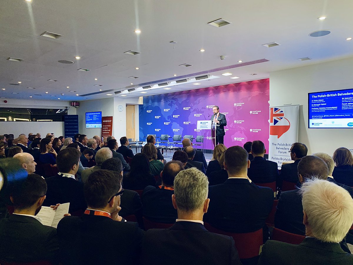 AgataLupomeska's tweet photo. Undersecretary of State at @PolandMFA Mr @paweljabIonski adressed the participants of the #Belvedere2020:
It’s great opportunity to exchange views and to deepen the dialogue between 🇵🇱&🇬🇧.
Even after #brexit we still share similar views on several topics as well as common values. https://t.co/W5hIKrKq3G