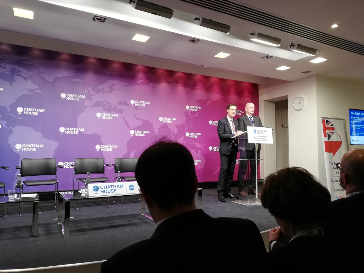 ewaoxford's tweet photo. Belvedere Forum just started.
@Belvedere_Forum
#BelvederForum #ChathamHouse #EwaOxford #opaoxford #WorkingWithPeople https://t.co/odLYBUFPsN