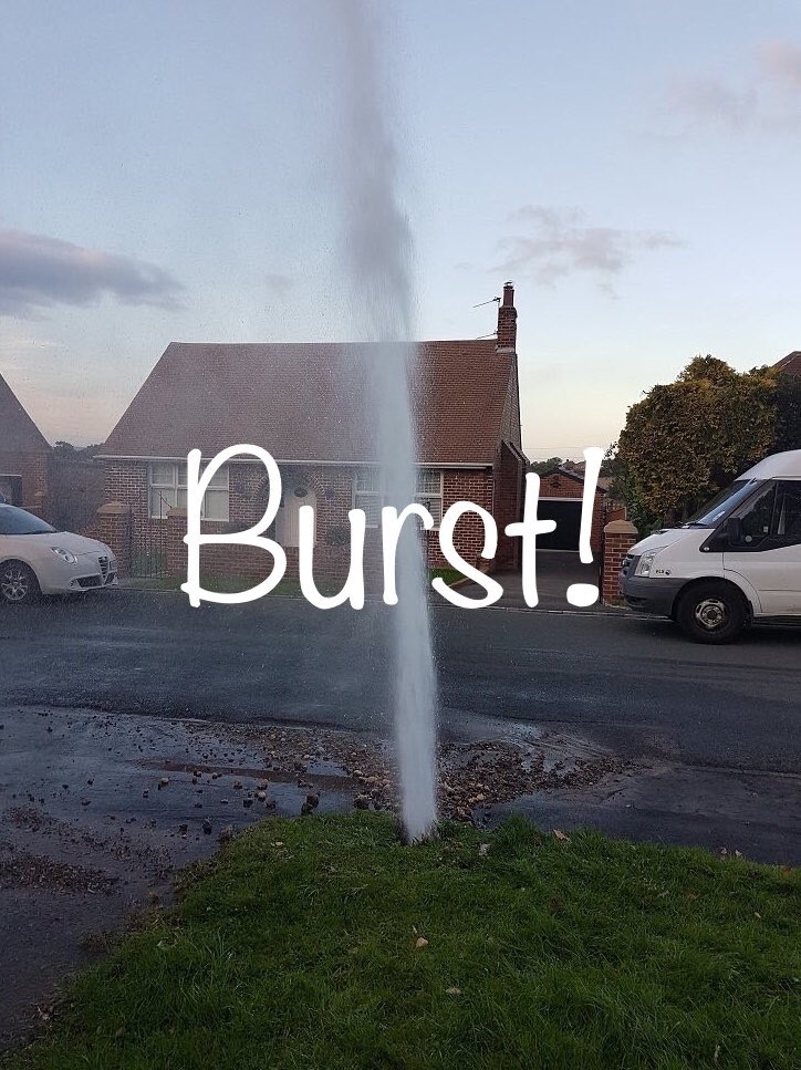 ESWH2O's tweet photo. Spotted a gusher, a squirter or maybe just a damp patch? Please let us know so we can get fixed asap. You can use our interactive leak map here - https://t.co/ReWMWalBqG. #spotandsave #Leakage https://t.co/cHx2MjVRhJ