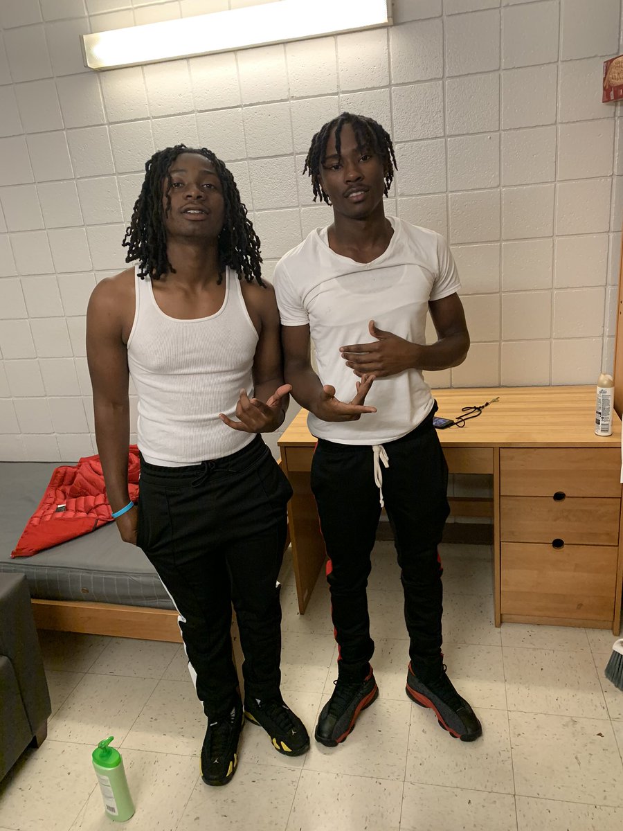 almighty_eazzyy's tweet photo. True definition of brotha, love yuh bro we rode together like 4 flats on a catty fr. It was like we had each other spine fr. SC Love Foreva 💙#LLTrev🕊 https://t.co/FRbLteEIfm