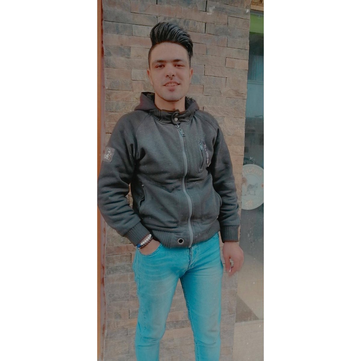 m_1maslam's tweet photo. #NewProfilePic https://t.co/oVoQdsUE3Z