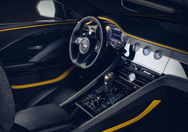 AutosDesign's tweet photo. #bentley se luce y presenta una obra de arte, se trata del BACALAR, 12 autos con un gran diseño, motor W12 de 6.0L y 659 hp / 900 Nm de torque. https://t.co/QS1BcT1t6T