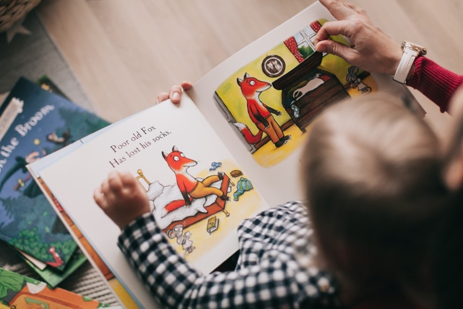 Benefits of Reading Aloud learningchildblog.com/2020/03/03/ben…