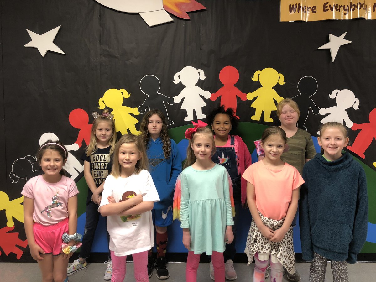 Bell_ES_TX's tweet photo. Tuesday means that it is time to recognize our students of the week! We have some students who are absent and not pictured, but we are very proud of the way these students follow the Panther BEAT and walk the Panther Way! https://t.co/HZiAtcR5f4
