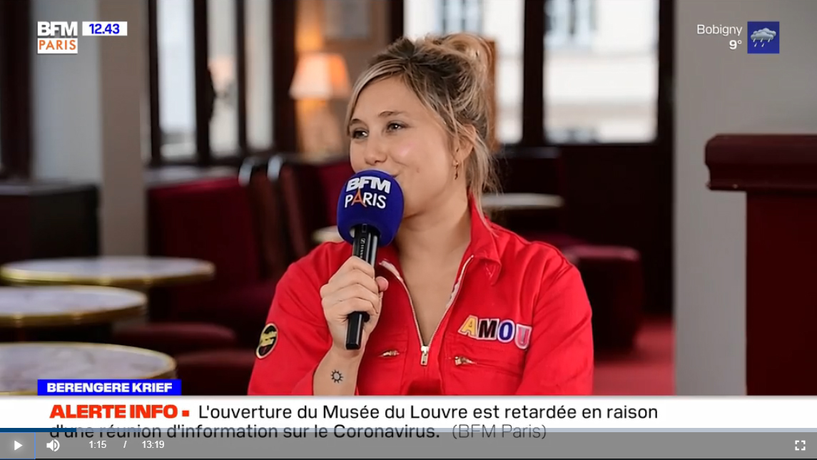 La_Gaite's tweet photo. #ScènesSurSeine  
@chriscombarieu reçoit @BerengereKrief  pour son nouveau one-woman-show "Amour" qui cartonne actuellement à @La_Gaite
😍👉 @BFMTV https://t.co/YQIZxQZKTe https://t.co/Lotk6zJEW8
