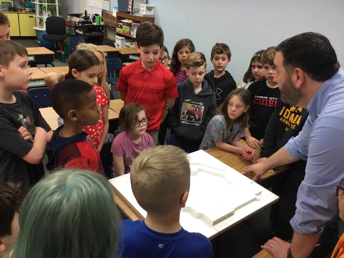 mcluebbe's tweet photo. Learning about 3D printing in the REAL WORLD while we print our first student design on our MC printer! https://t.co/15aXWmJzmg
