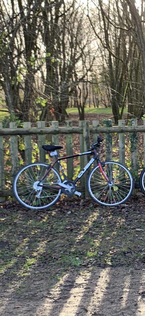 PPPphysio's tweet photo. 🚨STOLEN BIKE🚨 Despite being locked up this Cube SL Cross was stolen from a bike rack in Cardiff City centre on The Hayes between John Lewis and the Library at 1.10pm today (1 hour ago!) Please retweet &amp; keep an eye out for it for if you’re in the city centre today 😔 https://t.co/ubGyBWRzSB