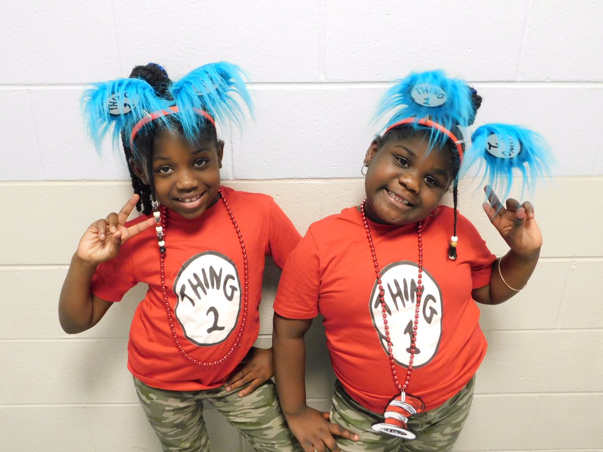 JessHarrelson7's tweet photo. A Kid in a Hat Day in honor of the book, The Cat in the Hat! We LoVe Dr. Seuss!#HCSLibraryMedia#scetigers https://t.co/SQCTgzvNtH