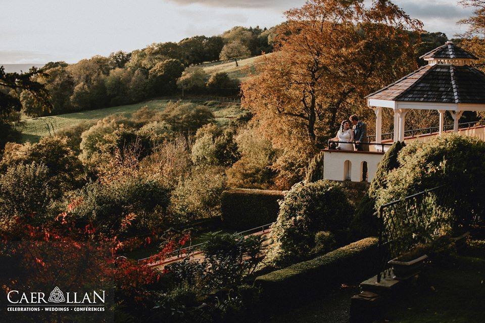 Caer_Llan's tweet photo. A few words from Vicky &amp; Jake Carpenter.. 

With thanks to Morgan Rose Photography. https://t.co/3sCdwpCUzX