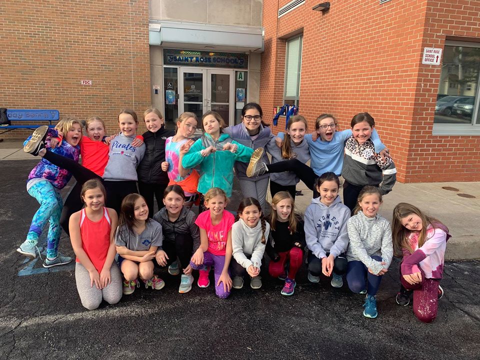 FlorianIns's tweet photo. Girls on the Run is so much fun!! Emily is so excited to be coaching at Saint Rose School Perrysburg! Day #1 was beautiful and full of smiles! ☀️😍🤩🏃🏽‍♀️ #girlsontherunnwo #confidence #selfesteem #alotoflaughs #stroseperrysburg #gotr #girlpower #yougogirl https://t.co/r8v69r9VC9