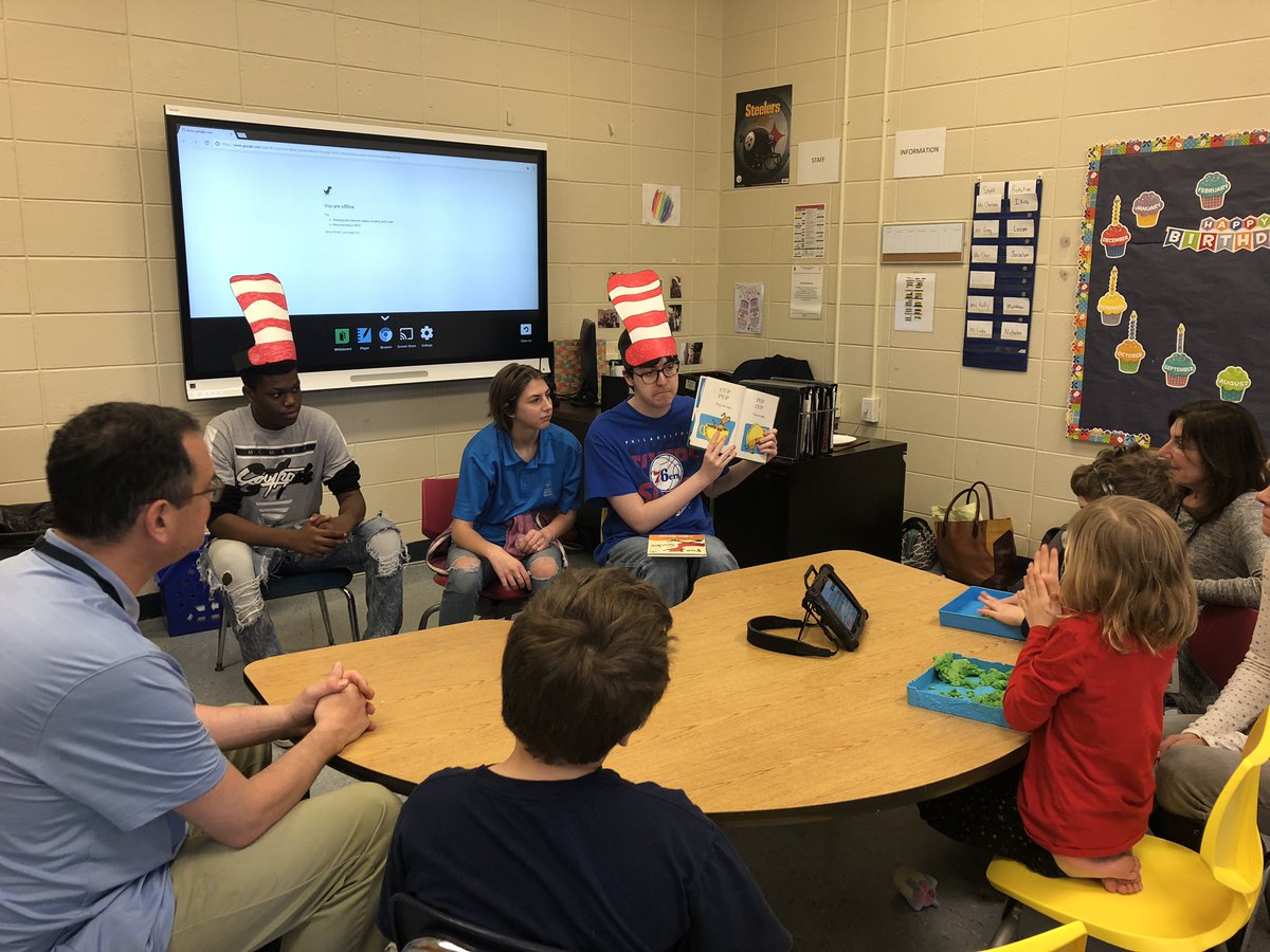 misschelsea518's tweet photo. A big thank you to our guest readers for stopping by to read Hop on Pop! #BCSSSDpride #BCSSSDtweets #ReadAcrossAmerica @BCSSSDTweets https://t.co/SIL1H64xEQ