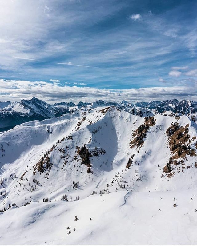 È arrivato l'inverno ?!
Oggi a Sauris con @themountainrambler ...
Continuate ad usare il nostro hashtag #igersud, le vostre  foto ed i vostri video potrebbero essere condivisi sul nostro account nazionale @weareigersit .
#igersfvg #weareigersit #instagra… ift.tt/38llrTs