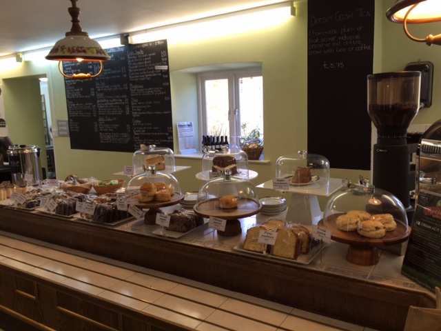 We are looking for staff to help out in our restaurant. 7.5 to 37.5 hours per week, we can tailor our positions to your availability. See our website for more details: abbotsburytickets.co.uk/jobs/