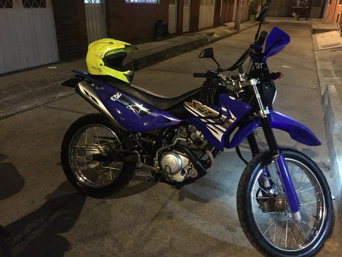 esrobado's tweet photo. RT @esrobado: RT @esrobado: RT @esrobado: RT @esrobado: RT @esrobado: RT @esrobado: RT @esrobado: RT @RedapBogota: @esrobado motocicleta   XTZ125 Yamaha de color  azul de placas GMF31E atraco en Bogotá - suba 23feb20 #esrobado https://t.co/3DkCKfLFrn