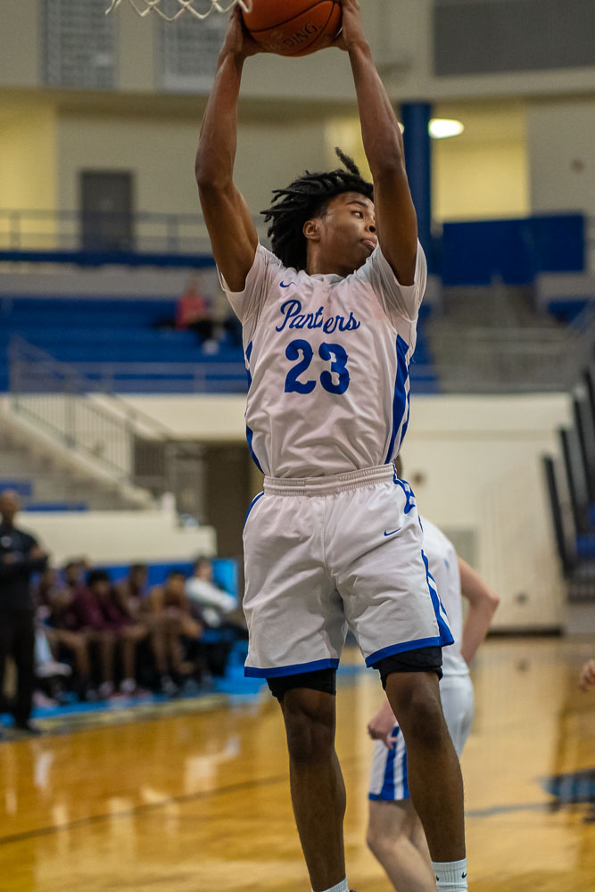 midlobasketball's tweet photo. District Superlatives: 
@OmariBobbitt was selected Defensive Player of the Year District 14 5A🏀🏀🏀2019-20. https://t.co/FQuOcFJoVU