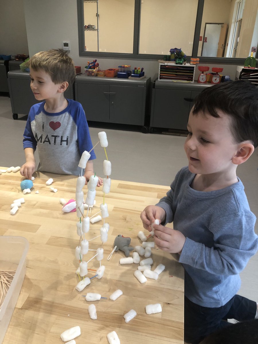 casiocadet's tweet photo. Preschoolers building epic towers.  Dig the shirt, too #saeslearns https://t.co/GypCDdmsWu
