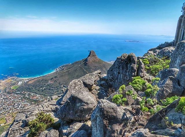 Kaapstad, Zuid-Afrika 😍
📸@lauratlovestotravel
.
.
#lonelyplanet #lonelyplanetnl #reizen #reismagazine #reisinspiratie #ontdekken #inspiratie #bucketlist #fotografie #reisfotografie #travel #welivetoexplore #world #explore #kaapstad #southafrica ift.tt/2TiNWg7