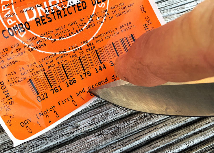 Realtree's tweet photo. Should You Notch Your Tag on a Lost Deer?: https://t.co/ZdL5UygSck

Wounding and losing a deer is rough, but is it a reason to end your hunting season? https://t.co/KSIldFDNTE