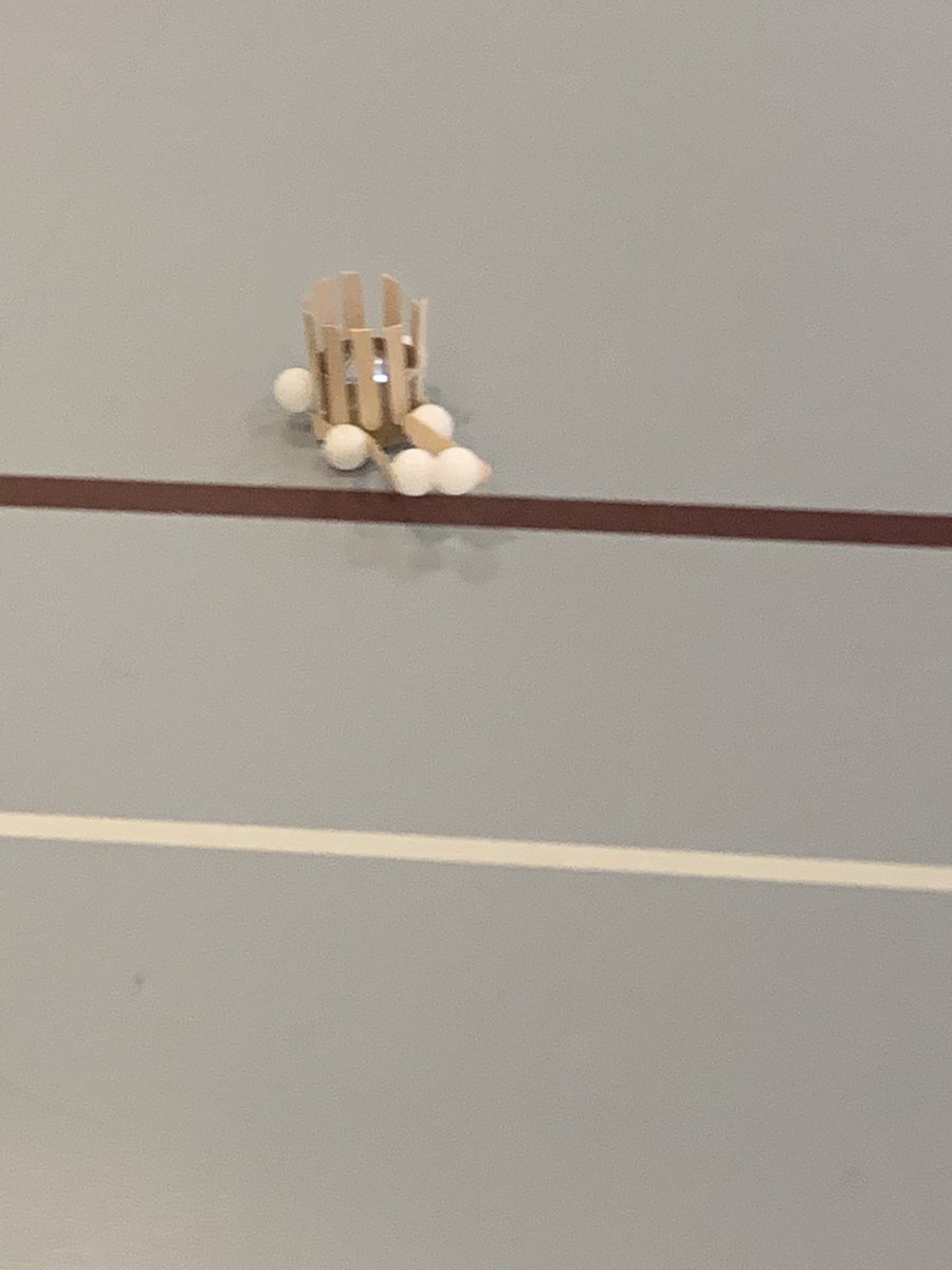 LeRoySTEM's tweet photo. Battlebot fun with #LJHSSTEM @SpheroEdu #botdwn https://t.co/WcG2YfvVsc