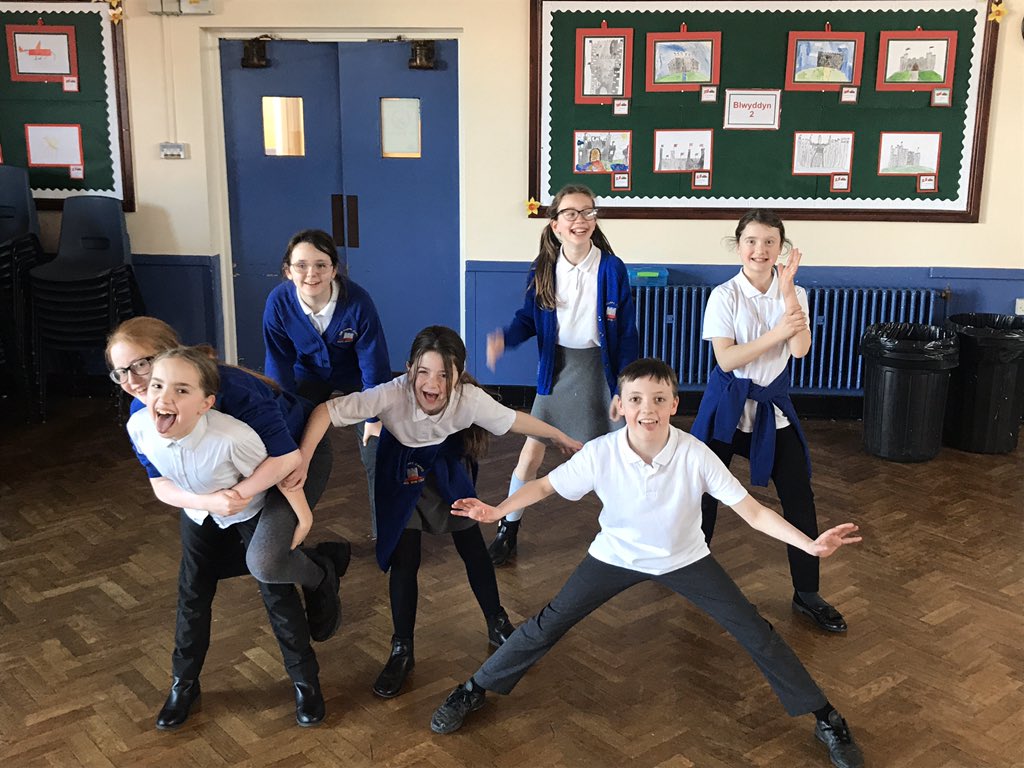 Year6BC's tweet image. A great lesson with our associate teacher creating our own island Haka 🌴 🕺💃 #expressivearts #healthandwellbeing #6SF