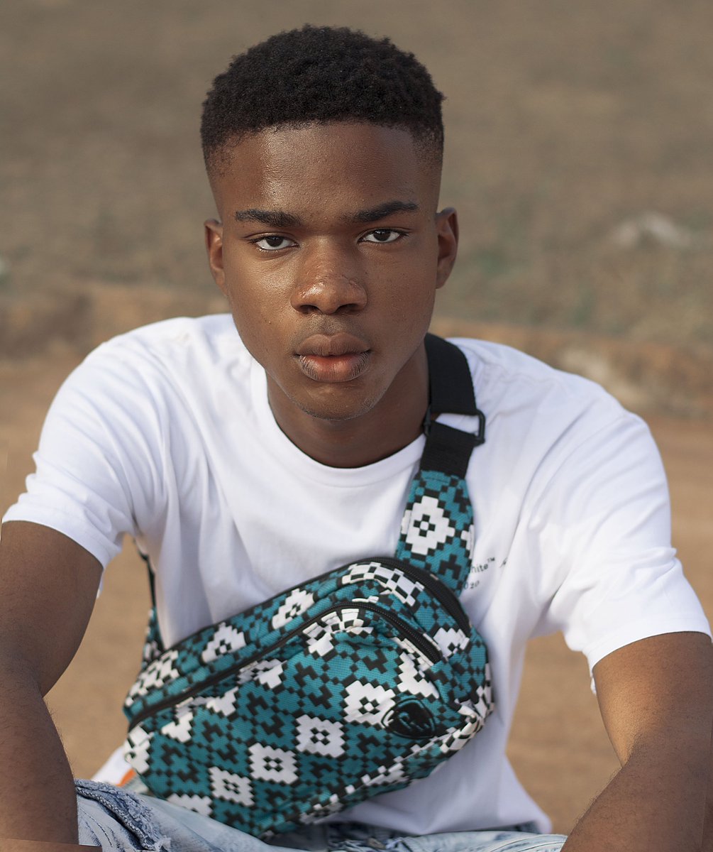 pl_collection's tweet photo. #nysc   Fanny packs are a great accessory for when you only need to carry the bare minimum without the hassle of big and bulky bags. 
Order your Now LIMITED 
#fannypacks #waistbags #plcollection #justreleased #supertuesday2020 https://t.co/L87ODTqGok