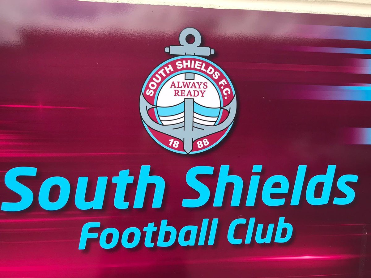 🗣 PRESENTATION | We were pleased to visit <a href="/SouthShieldsFC/">South Shields FC</a> this afternoon to talk to the <a href="/SSFCacademy/">South Shields FC Academy</a> about the US Scholarship route. We look forward to working with their players to guide them on their journey to the 🇺🇸 #Soccer #Scholarships #Education #University #SouthShields