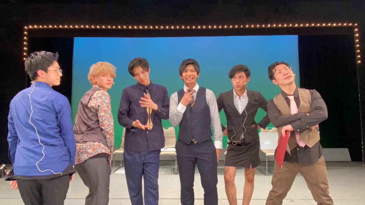 takumi0070627's tweet photo. 5人で大きい会場借りて開いた雛祭りイベント。満帆になるはずの会場はコロナウイルスにより無観客ライブになりましたがもし配信で笑顔に出来ていたなら幸いです。最多4000人行きました🎊
霜さんなしではここまで完璧に出来ませんでしたありがとうございました
スタッフの皆様、そして視野者様に南無ー https://t.co/PynsXdlany