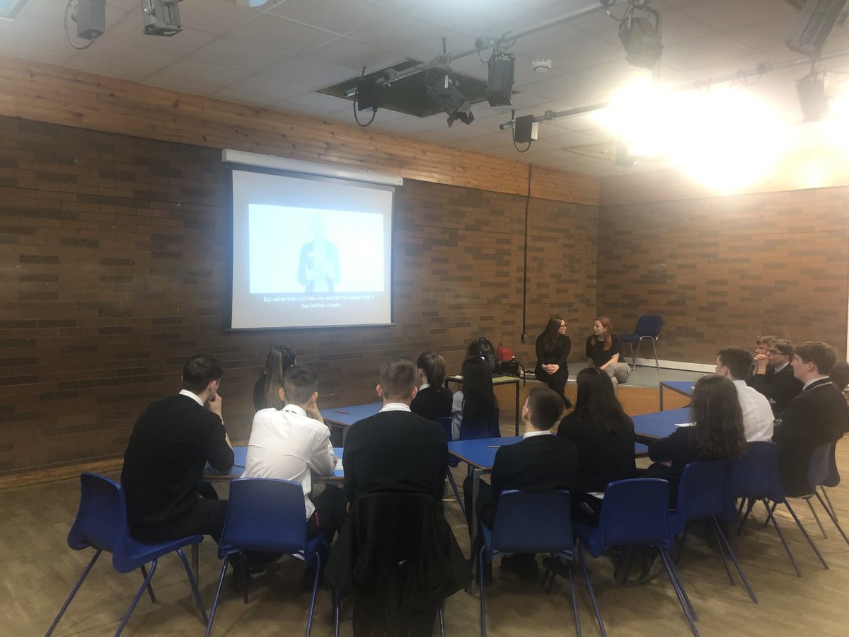 DYWIHS's tweet photo. Today senior pupils got an insight into the world of modern &amp; graduate apprenticeships from ambassadors Claire &amp; Danielle (Real Time Planning Analysts with Sainsbury's Bank) #ScotAppWeek20 Thank you! Follow the link to find out more https://t.co/cQyKtnO05n #learnandearn 🧑‍🎓 https://t.co/0haCmbQdX9