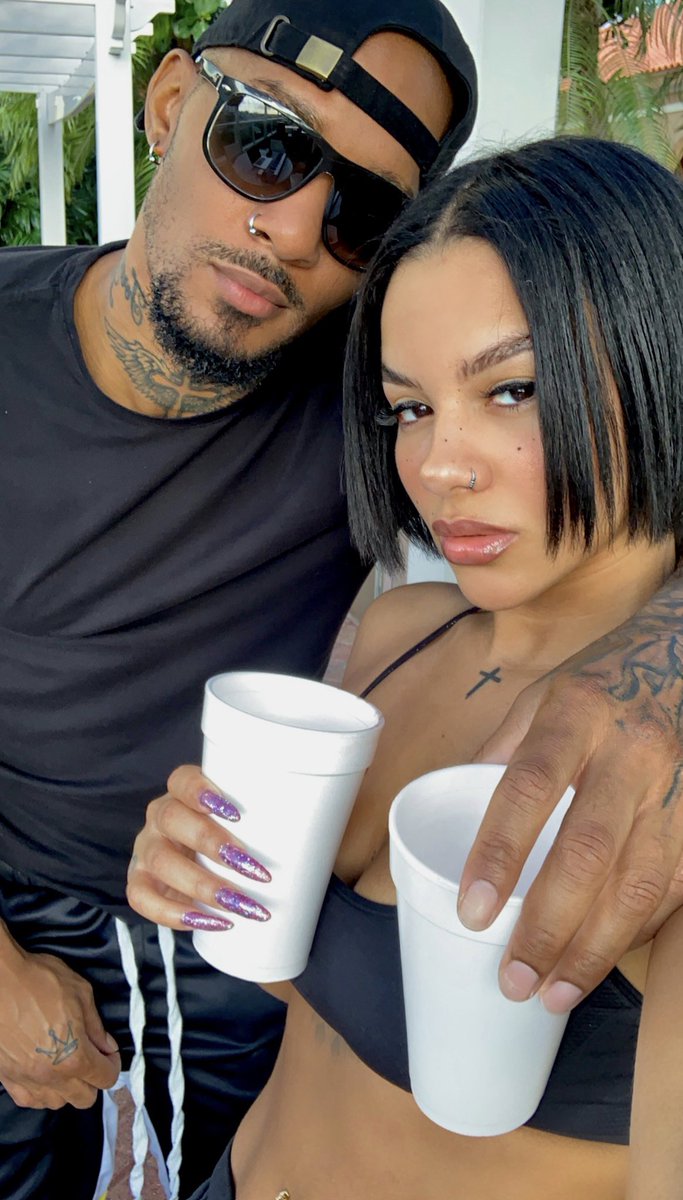 Big vibes, something like Tim and Aaliyah 🔥 can’t wait to drop this new music <a href="/CallMe_PARKER/">CallMe_Parker</a>