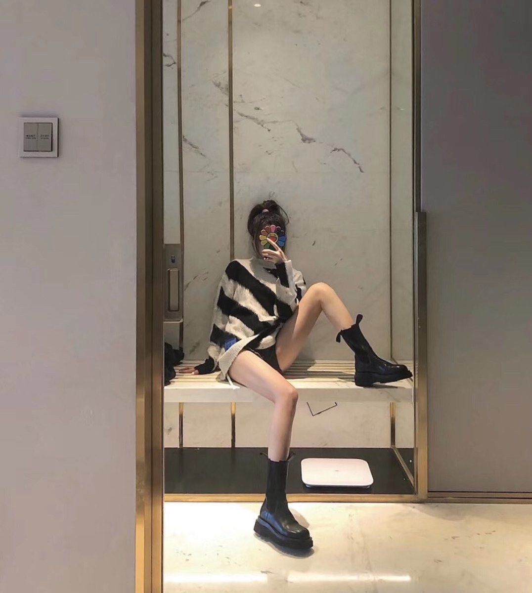 ArrangeSoft's tweet photo. 書中自有黄金屋
書中自有顔 𝐁𝐞𝐚𝐮𝐭𝐲 ❆ https://t.co/KDxYyeO6yV