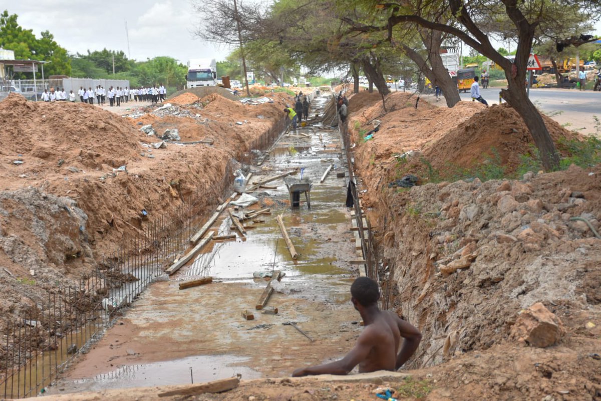 HonAliKorane's tweet photo. Speculations of @WorldBank funds that was allegedly lost continued to abound since yesterday. The money was meant for: Road recarpeting (complete) and paid for, Korahey Market (50% complete), storm drainages and cabral walkways (just started). I can confirm that no dime was lost. https://t.co/rxvXSocDI9