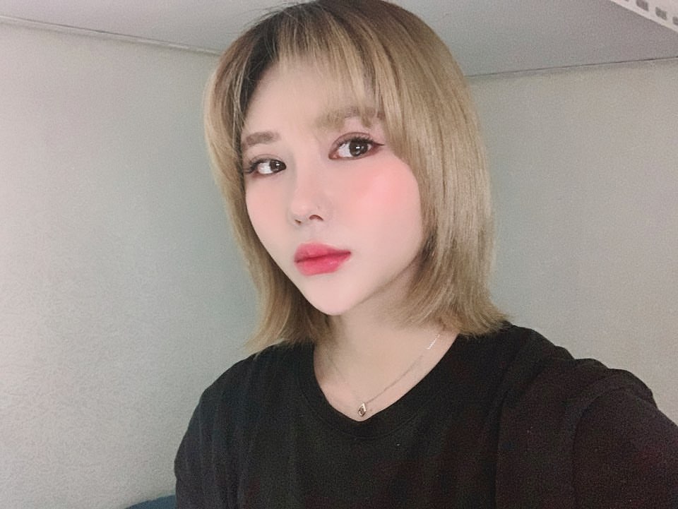 200303 | <a href="/GeeGu_official/">지구(GeeGu)</a> Instagram güncellemesi #Gaga 

"Selam #Gravity🖐
Bugün çok sıkı çalışıp pratik yapıyorum🔥
Gravity, öğle yemeğinizi yemeyi ihmal etmeyin. Kendinize iyi bakmayı ve iyi işler çıkarmayı unutmayın!!!💖