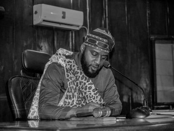 View image on Twitter