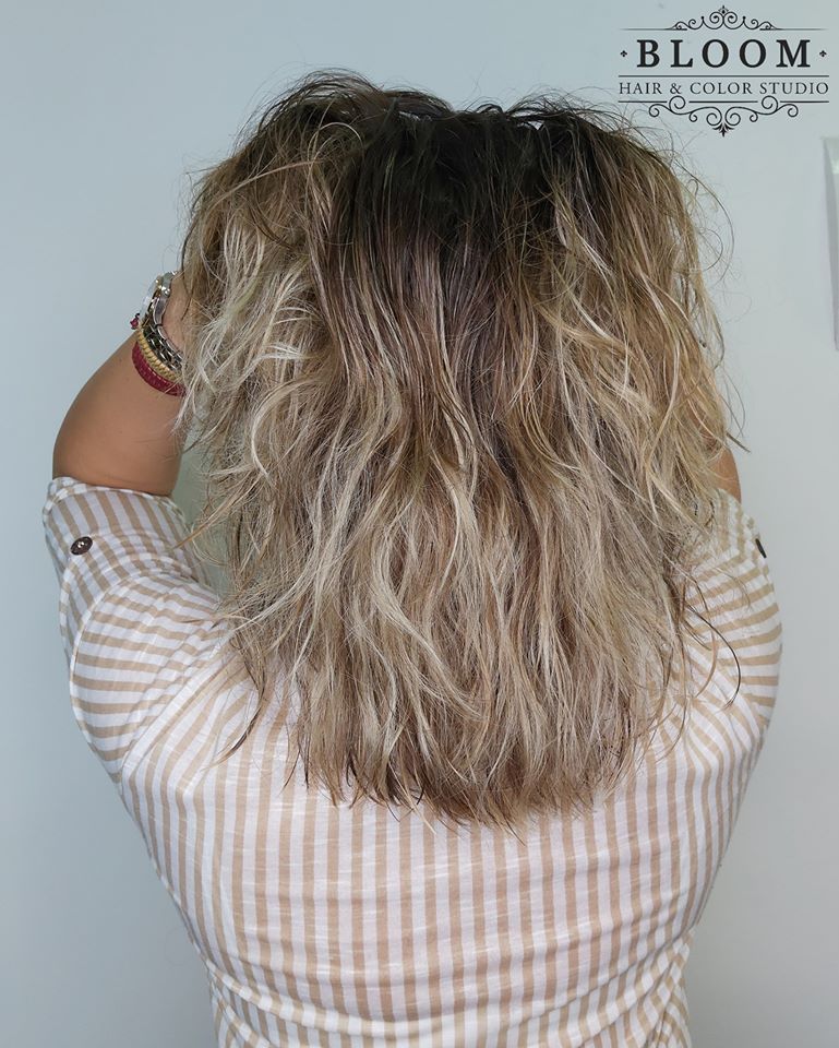 BloomHairColor's tweet photo. Corte de cabello, refresh de color y finalización con tratamiento de recuperación de ondas para un look fresco y natural
⁣
Av. Apoquindo 5681, Local 67, Las Condes, Metro Manquehue. ⁣
⁣
¿Y tú, aún no vives tu experiencia Bloom?⁣
⁣
Agenda WhatsApp +56962008098⁣
Te esperamos https://t.co/iHmUOjE5qB