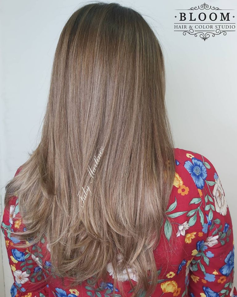 BloomHairColor's tweet photo. 𝐑𝐞𝐭𝐨𝐪𝐮𝐞 𝐝𝐞 𝐁𝐚𝐥𝐚𝐲𝐚𝐠𝐞, refresh de color y corte en capas para @pauliggallo⁣⁣
⁣⁣
📍Av. Apoquindo 5681, Local 67, Las Condes, Región Metropolitana. Metro Manquehue. ⁣⁣
⁣⁣
𝐀𝐠𝐞𝐧𝐝𝐚 𝐭𝐮 𝐡𝐨𝐫𝐚 a nuestro👉 WhatsApp +56962008098⁣⁣
Te esperamos!⁣⁣ https://t.co/0iO85wehrD