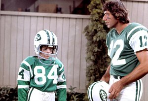 Happy Birthday to former Jets WR Mike Lookinland. 