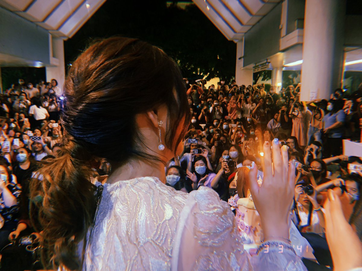 bb0un's tweet photo. สุขสันวันเกิดนะคะน้องพาย มีความสุขมากๆน้าา ก้าวเดินกันมาตั้งแต่ก้าวแรกจนมาถึงวันนี้ อยากบอกตอนแรกเป็นแฟนคลับน้องพายกับแซมมี่ แต่ตอนนี้ขอเป็นแฟนคลับน้องพายคนเดียวพอ พับแซมเก็บไปก่��น 😂😂😂 เติบโตไปเรื่อยๆนะ น้องเป็นคนที่น่ารักเชื่อว่าคนอื่นจะต้องเอ็นดูน้องเหมือนที่พี่เห็น@pineare https://t.co/a1MF6g0mRj
