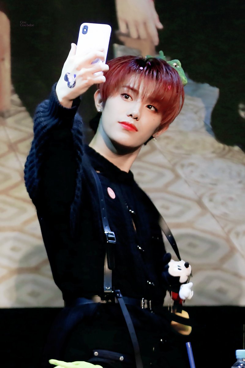 99_bebe_'s tweet photo. 200222 제일라 팬사인회 HQ

다른그림찾기

@OnlyOneOfmember

#OnlyOneOf #온리원오브 #MILL #밀 #이용수 #99즈 #unknownartpop2_1 #dOra_maar https://t.co/CBoZQchIzx
